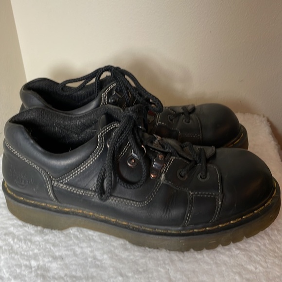 DR.MARTENS Size 10 - Picture 6 of 12